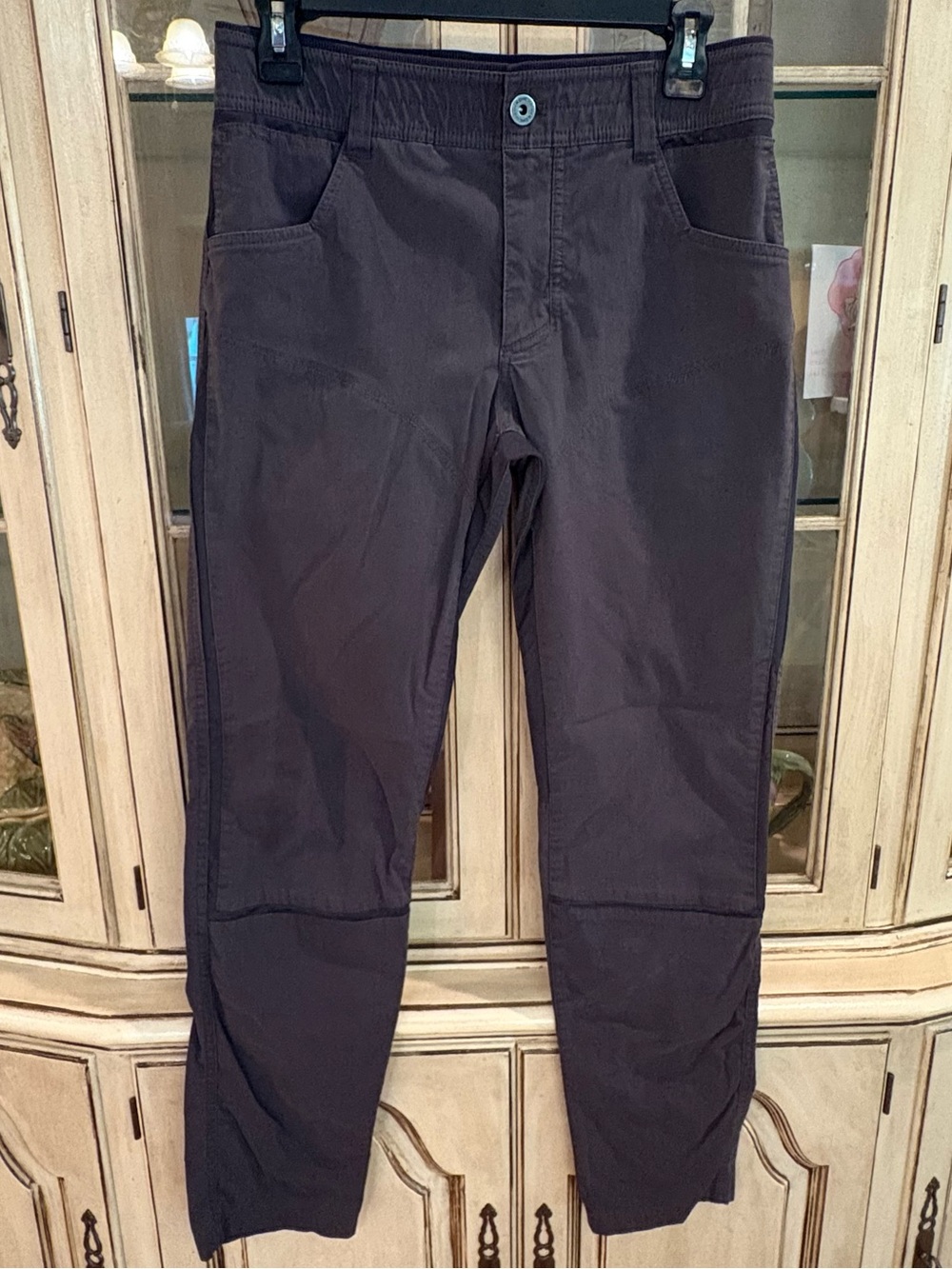 Kuhl Men's Cargo Pants in Dark Gray